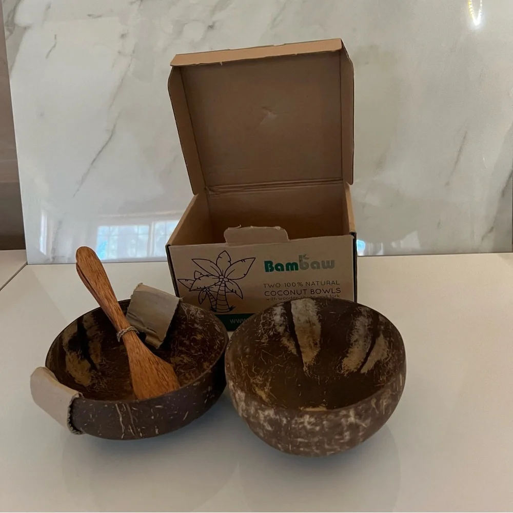 BAMBAW  COCONUT SET WITH WOODEN CUTLERY SET OF TWO WOODEN BOWLS
